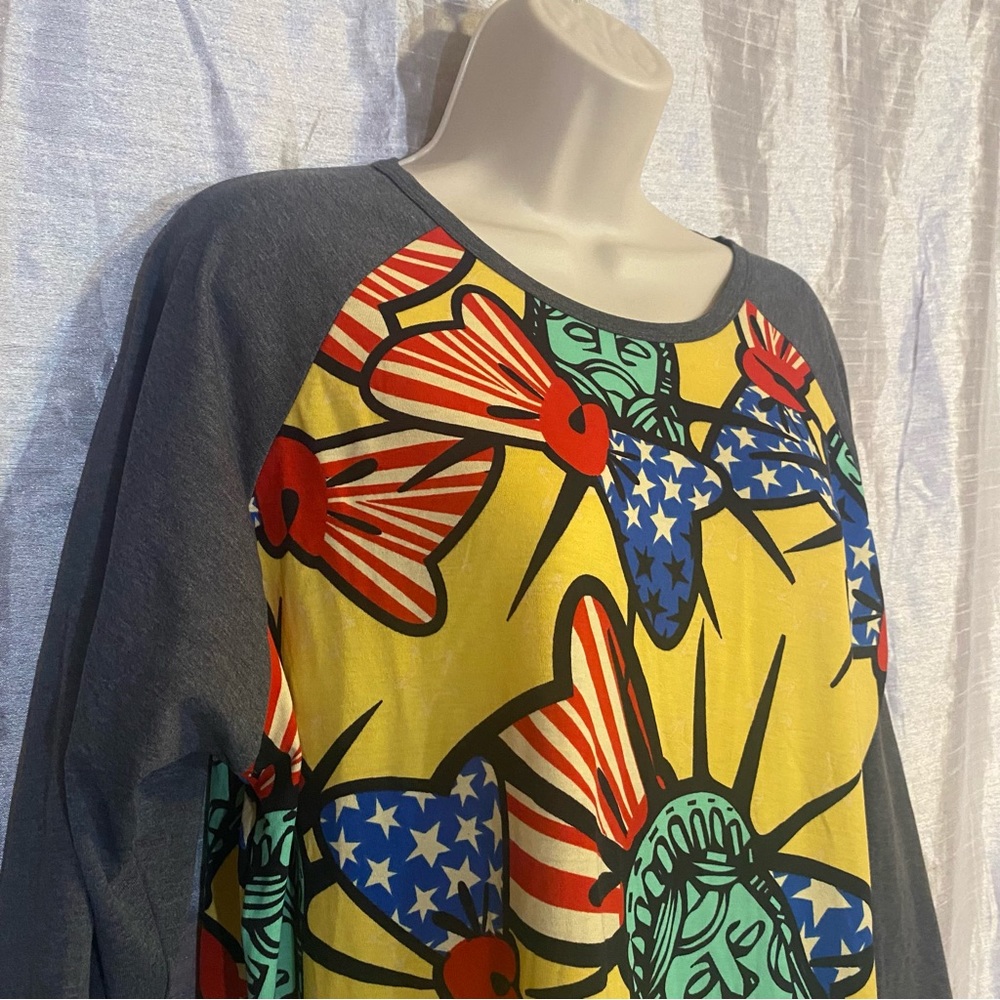 Lularoe baseball jersey Randy Statue of Liberty abstract print SZ XL, GUC nice